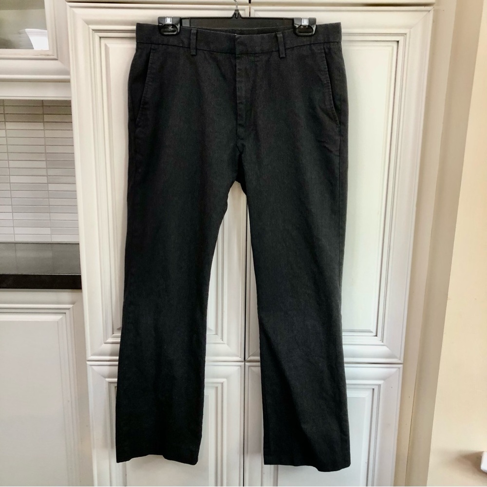 GAP straight fit men’s chinos